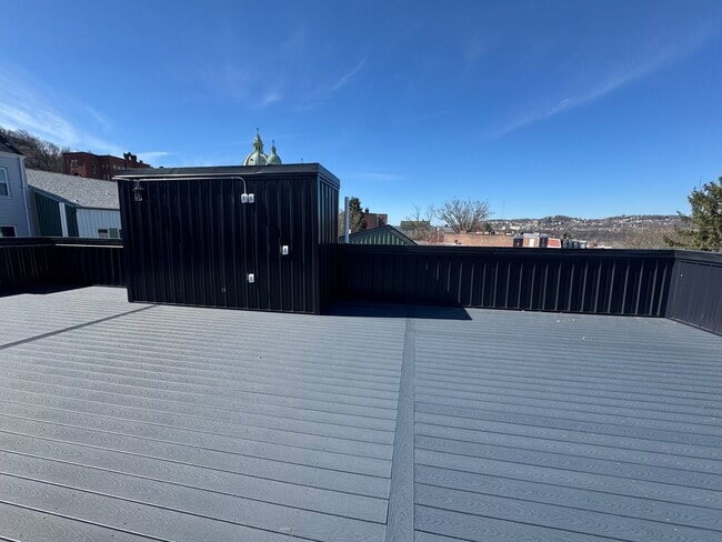 Photo - 3115 Brereton St