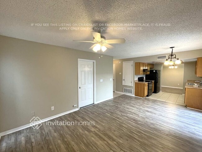 Photo - 9707 Little Pond Way
