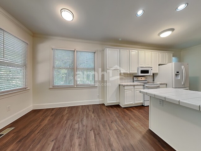 Photo - 6503 Barwick Ct