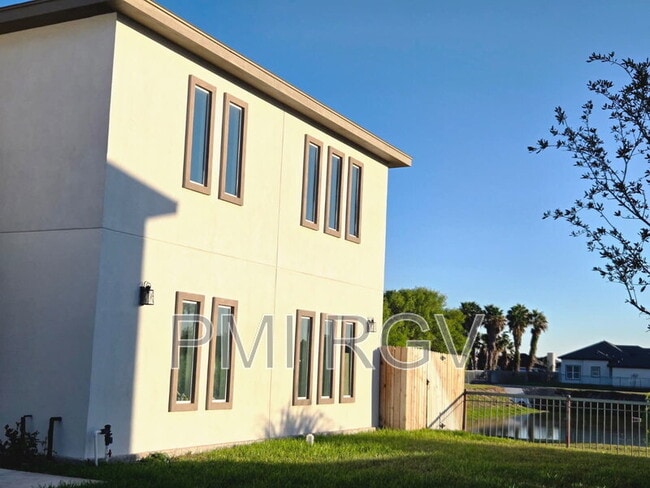 Photo - 2912 E Israel Ave Unit B