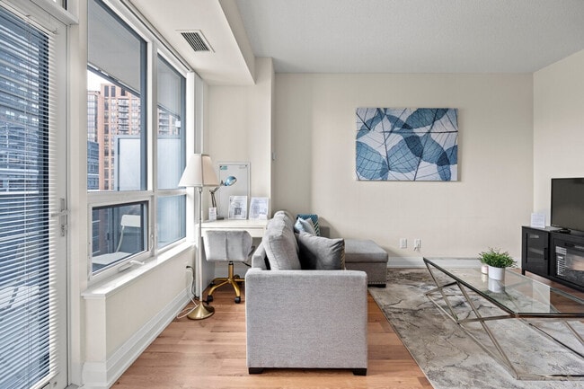 Building Photo - 14 Glendora Ave Unit ID1345851P