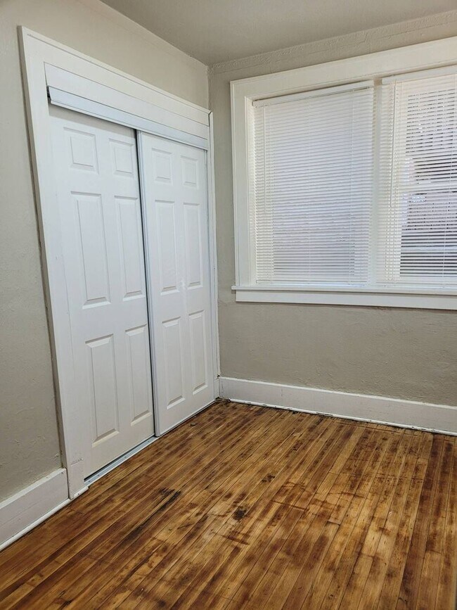 Photo - Grandview Apartments