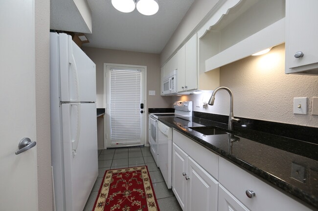 Building Photo - 7727 Meadow Park Dr Unit 115 Rental