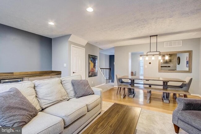 Photo - 1011 Ellicott Dr