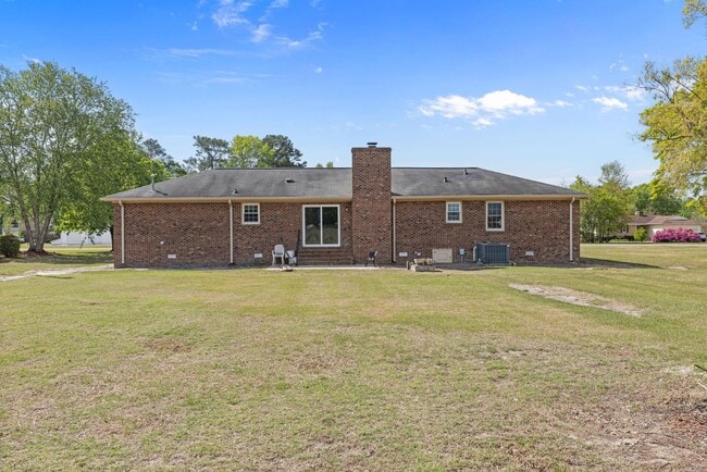 Photo - 315 Holland Hill Dr