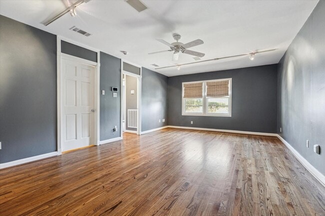 Photo - 1802 Lexington St