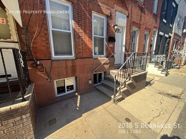 Photo - 2038 Dorrance St