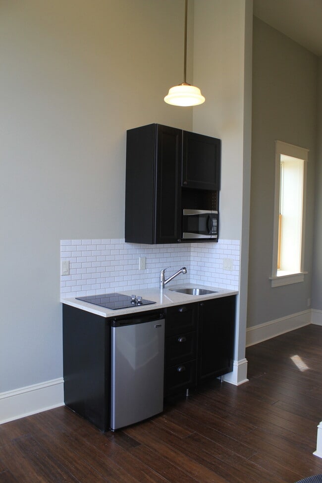 Photo - *The Kleinberg Building* Unit 201