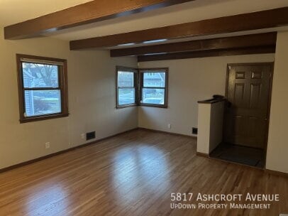 Photo - 5817 Ashcroft Ave