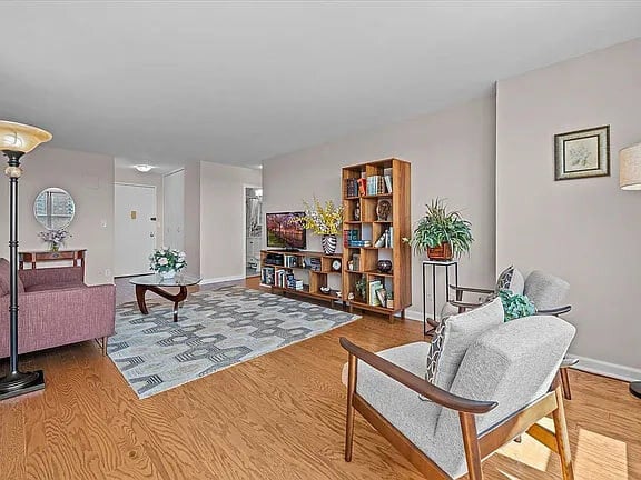 Photo - 555 Kappock St Unidad 14C