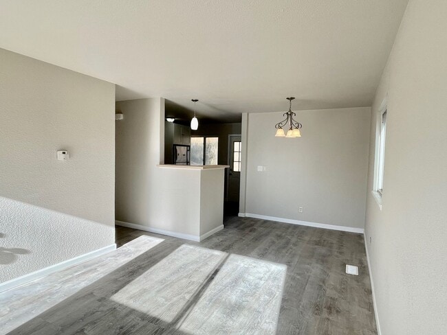 Photo - 3 Bedroom/ 1 Bathroom Rancher Close To Fort Carson