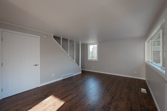 Photo - Lake Hills Terrace