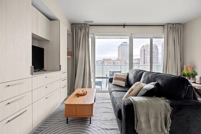 Photo - 16 Alexander St Unit ID1345963P