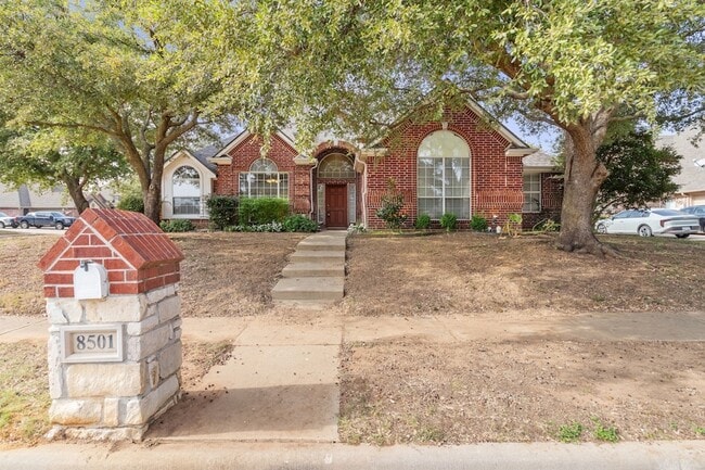 Photo - 8501 Layna Ct