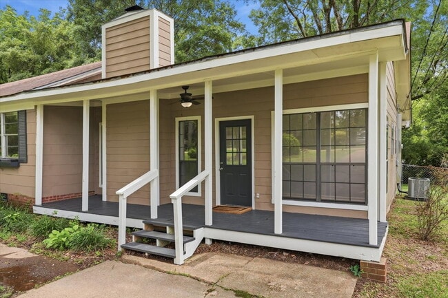 Photo - Spacious 4BR Home in Clinton School District with Multiple Living Areas