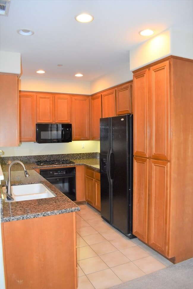 Photo - 3 Bedroom 2.5 Bath Townhome in Gated Community of Courtyards at Escala- Mission Valley