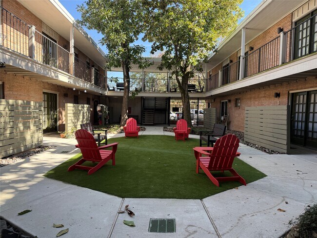 Photo - 1801 Cortlandt St Unidad 6