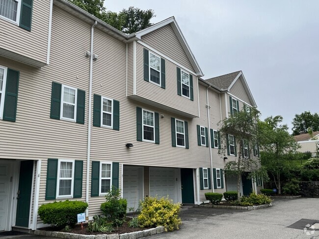 Building Photo - 53 Seaside Ave Unit APT 6