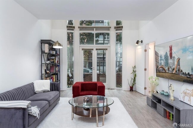 Building Photo - 88 King St Unit 108 Rental