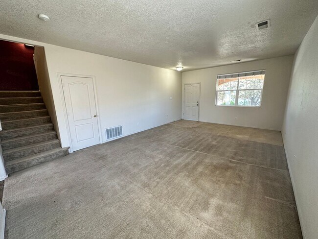 Photo - Stunning 3 bed, 2.5 bath, 2575 sq ft home ...