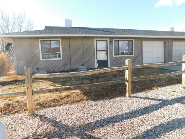 Building Photo - 3309 Delicious Dr Unit B