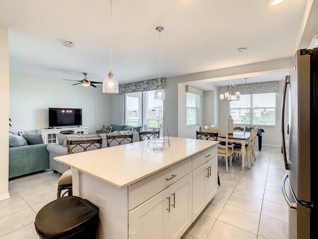 Photo - 4731 Clock Tower Dr Unidad ID1314985P