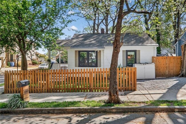 Photo - 1267 Lyle Pl NW