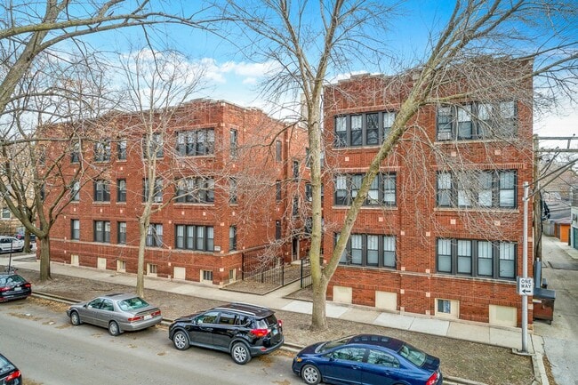 Building Photo - 4717 N Leavitt St Unit 1 Rental