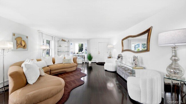 Photo - 27 Woodside Ave Unit A
