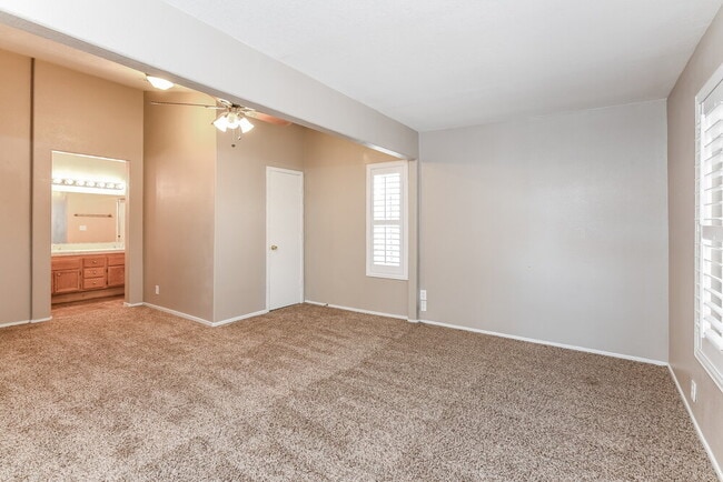 1524 Splinter Rock Way