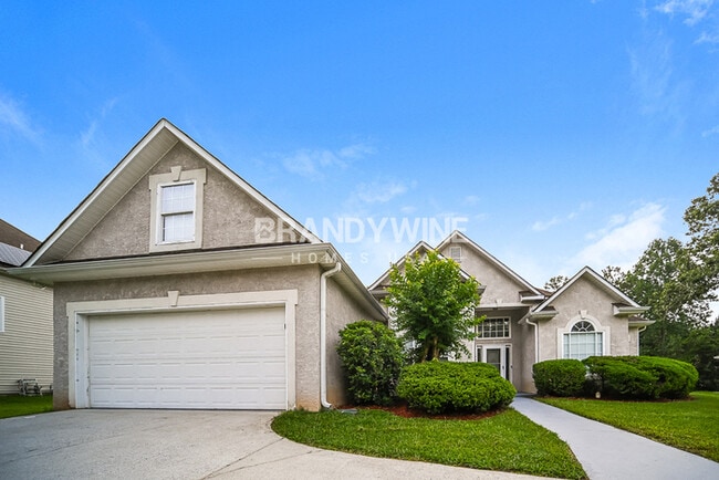 Building Photo - 6366 Wellesley Dr