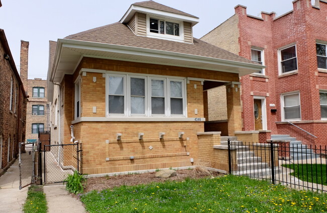 Photo - 4346 W Parker Ave House