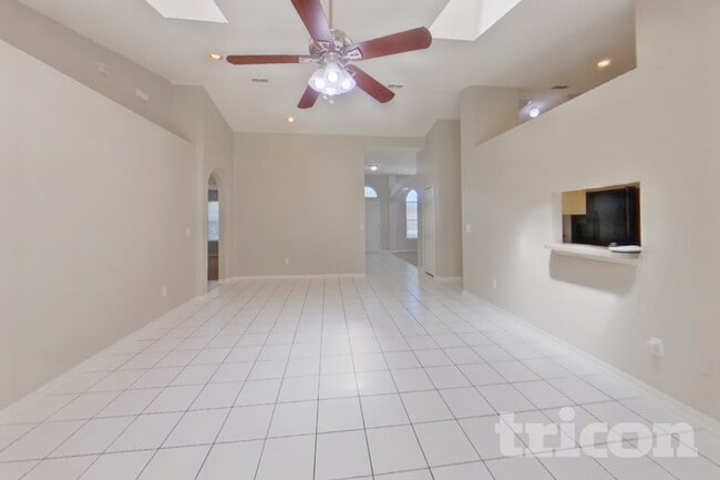 11509 Twin Oaks Trail
