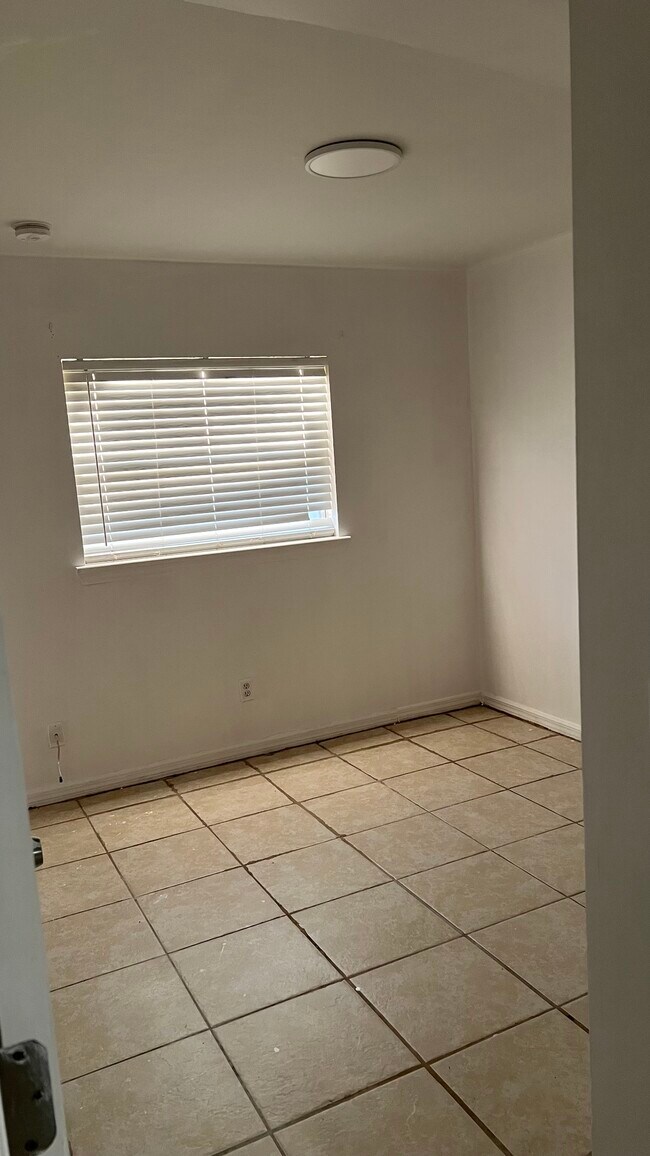 Photo - 4718 14th St SW