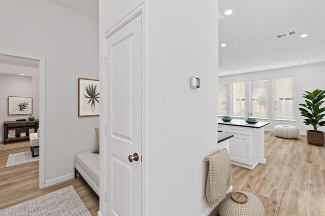 Photo - 4131 Balboa Dr