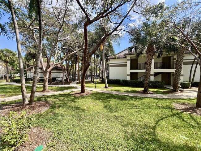 Photo - 640 S Park Rd