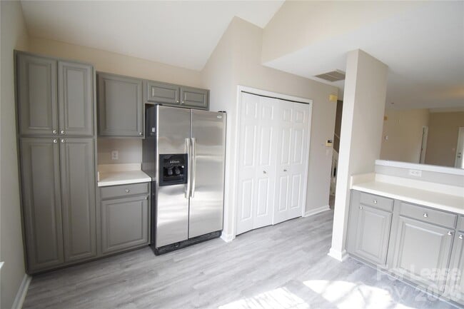 Photo - 8616 Robinson Forest Dr