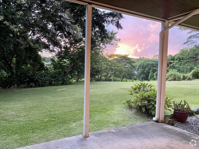 Building Photo - 42-135-135 Old Kalanianaole Rd Rental