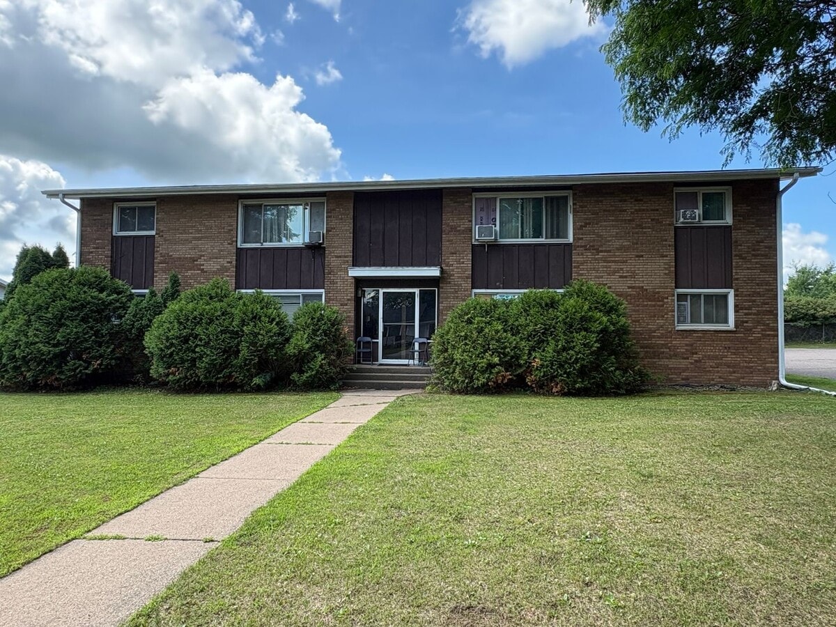 Photo - 2214 Freeway Dr Unit #3