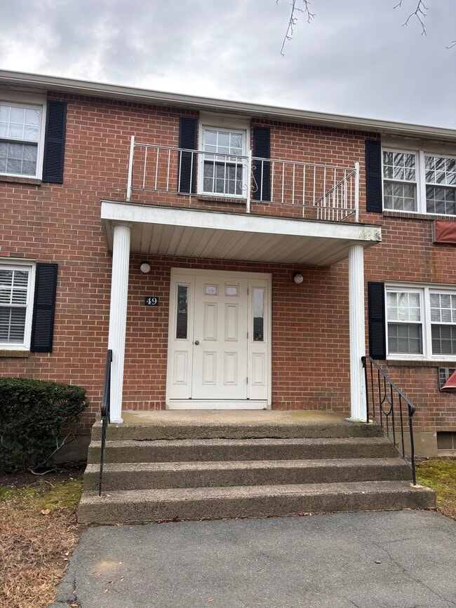 Building Photo - 49 Grandview Dr Unit A