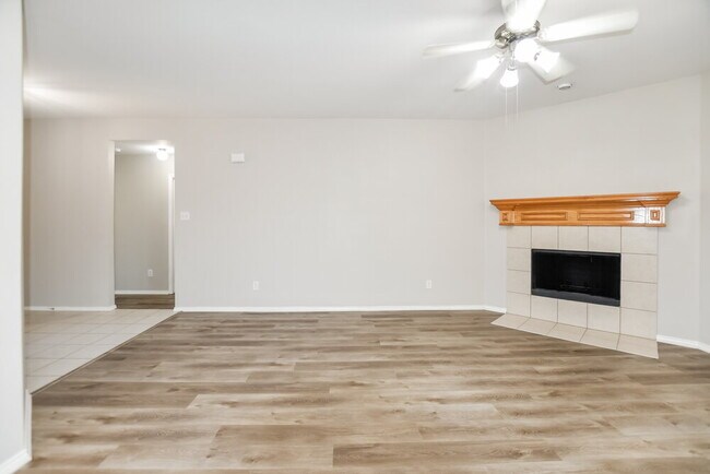 Photo - 705 Orchid Blvd