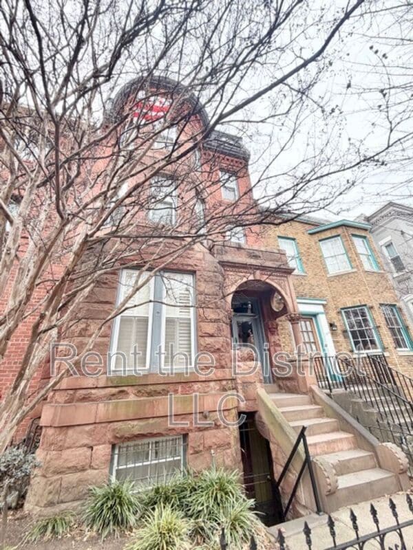 Building Photo - 1514 12th St NW Unit APT 1