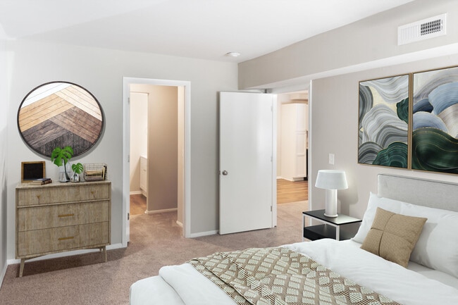 Photo - Sterling Heights Apartments by Callio Prop...