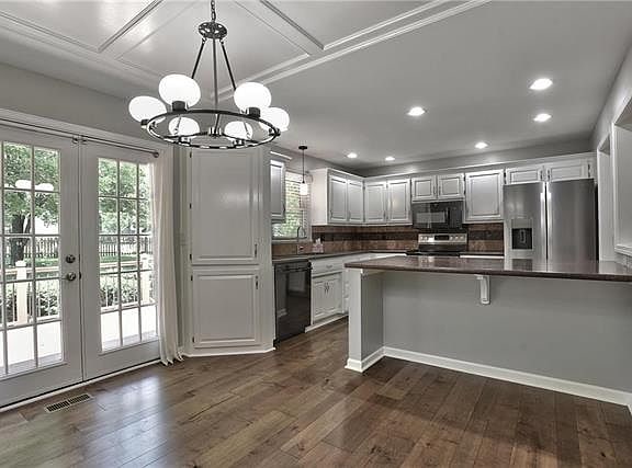 Photo - 15412 W 80th St