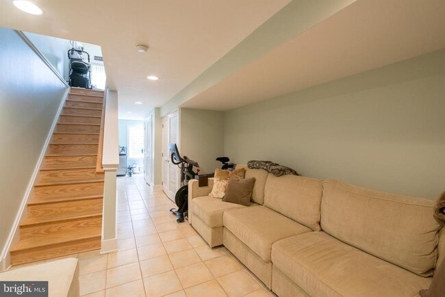 Photo - 2520 Kimball St