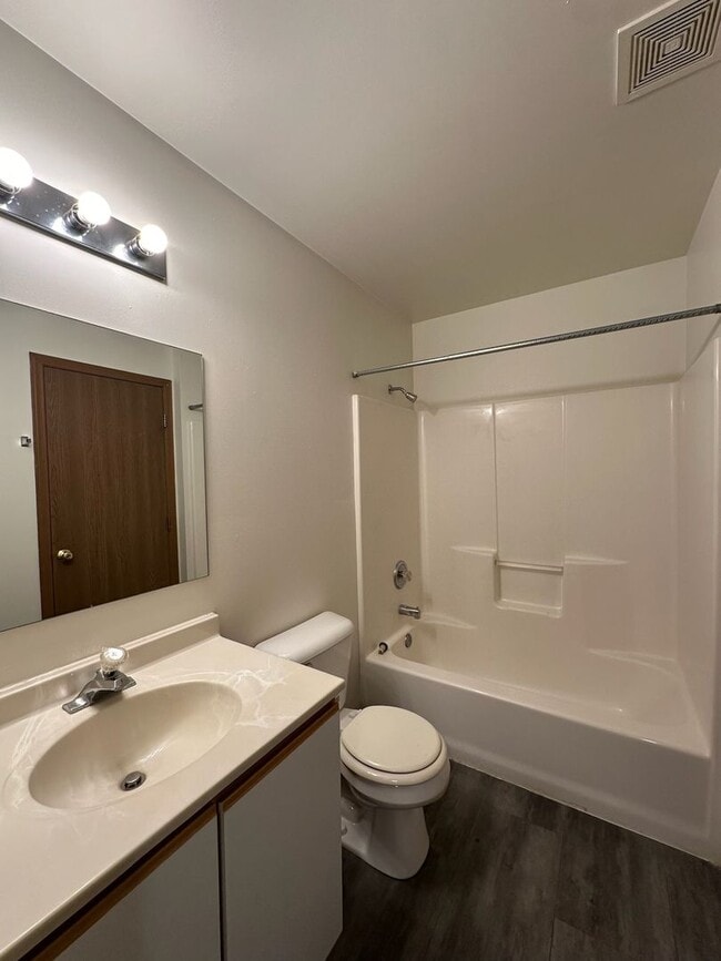 Photo - Anthos at DeKalb