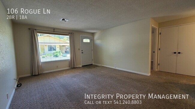 Photo - 106 Rogue Ln