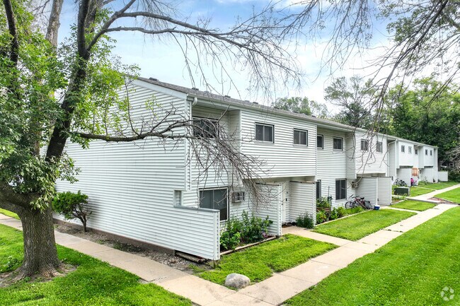 Photo - Wildwood Apartments