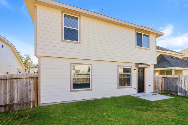 Photo - 4927 Banyan Tree Trl