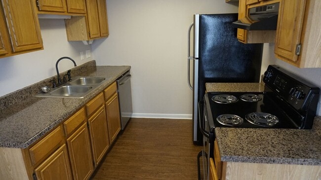 Photo - 1210 Monroe Loop Unidad Apt A